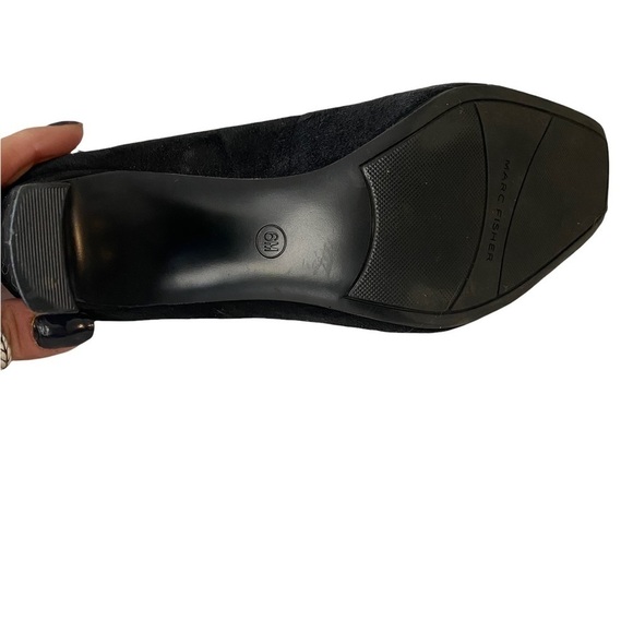 Marc Fisher black suede  pumps size 6 - Picture 4 of 11
